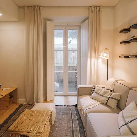 Martos - 1 Bedroom And Terrace In Santos شقة Lisboa